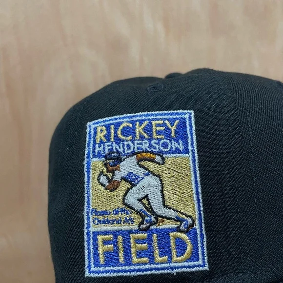 Oakland Athletics Rickey Henderson field patch size 7 59fifty fitted brand new - Picture 4 of 7